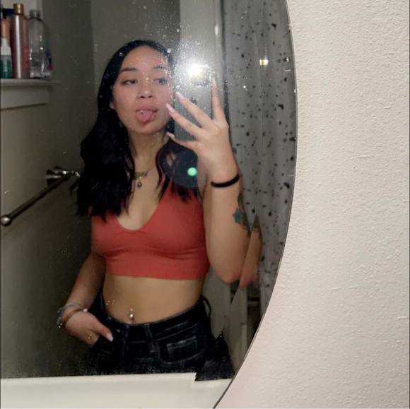 Meet your Posher, Makamae - Picture 1 of 1